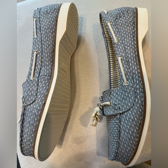 New Tom’s Quincy Chambray Dot Canvas Docksider Shoe Women’s size 8 - Picture 8 of 10